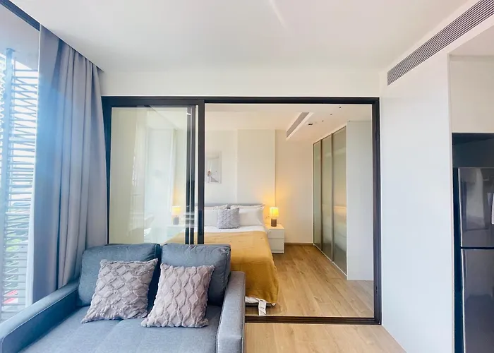 Sukhumvit10 Asoke Nana Terminal 21 Korea Town 月租公寓 免费接机服务 Appartement *
