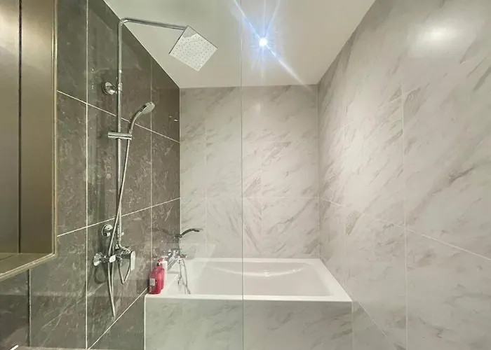 Appartement Sukhumvit10 Asoke Nana Terminal 21 Korea Town 月租公寓 免费接机服务 *