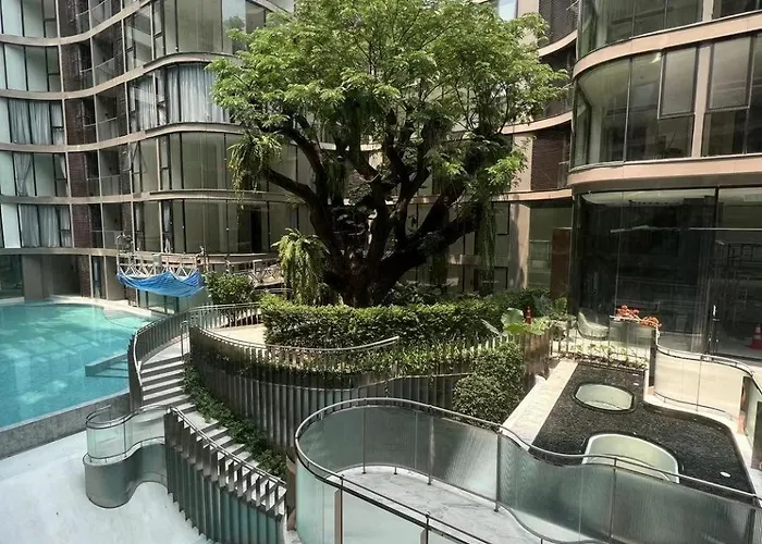 Sukhumvit10 Asoke Nana Terminal 21 Korea Town 月租公寓 免费接机服务 *